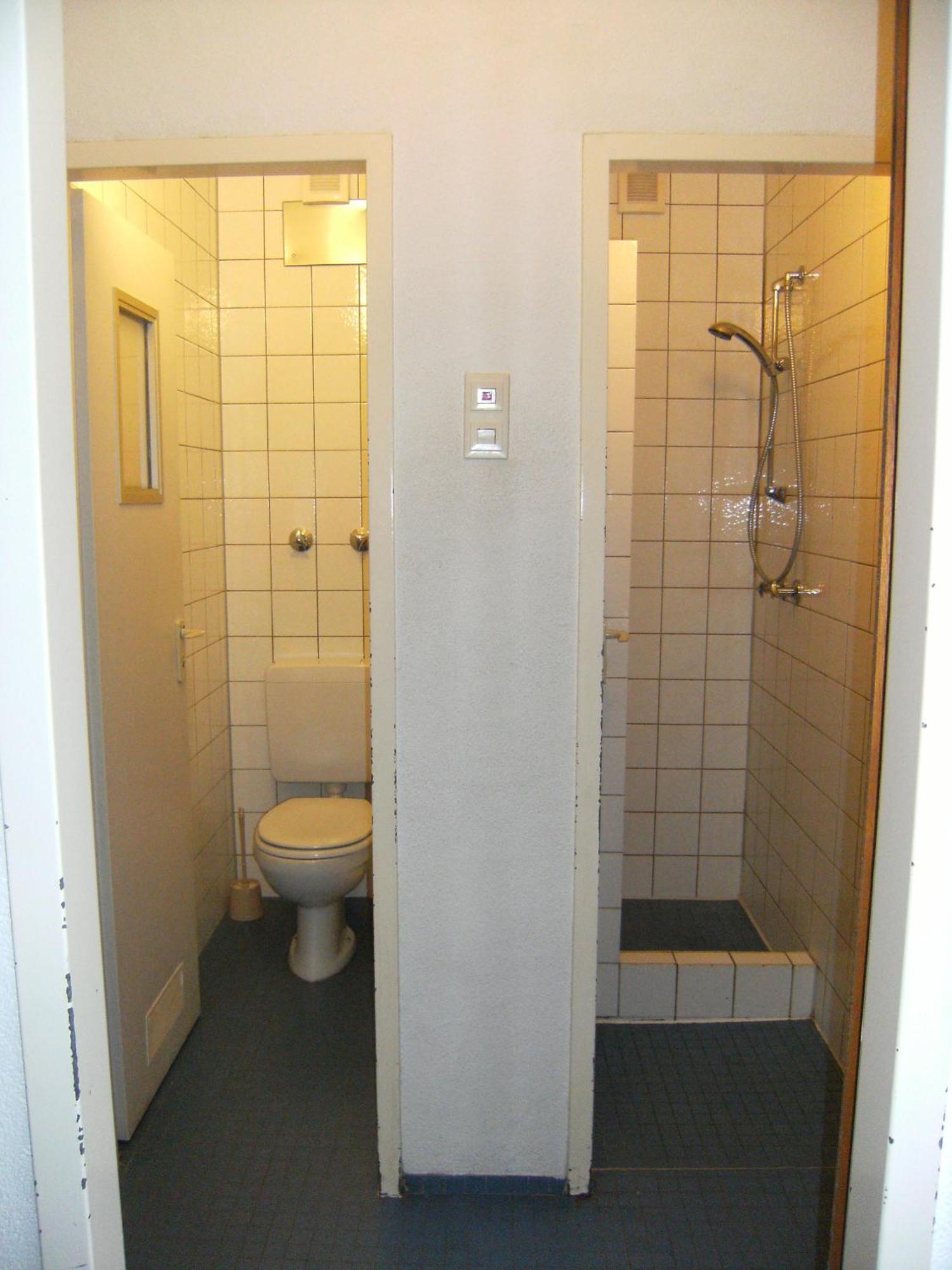 Jugendherberge Karlsruhe Esterno foto