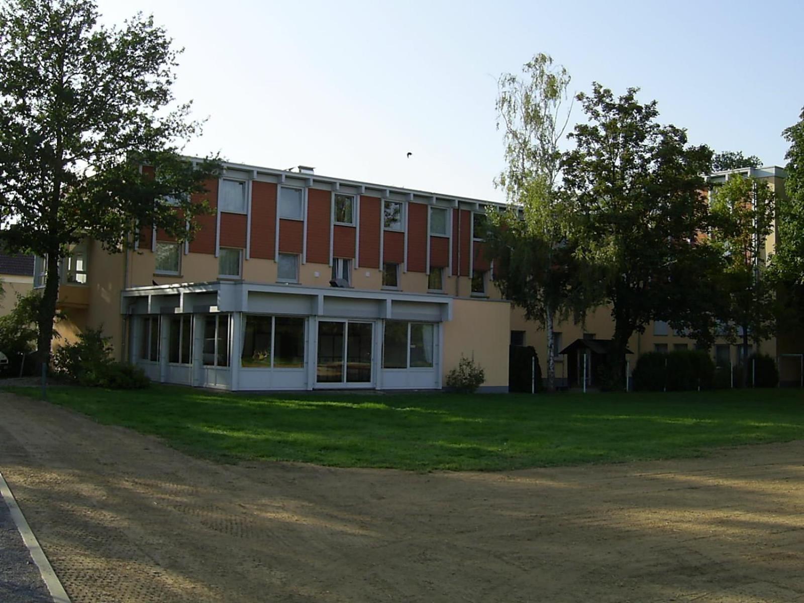 Jugendherberge Karlsruhe Esterno foto